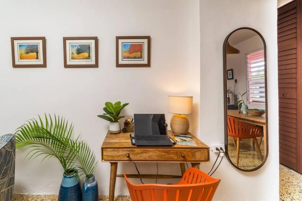 Coral Casa Just One Block From The Beach Stella Holiday home