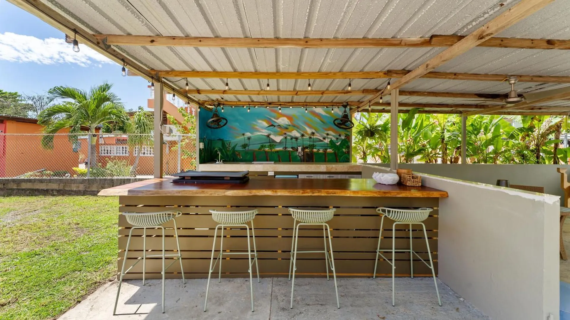Coral Casa Just One Block From The Beach Stella Puerto Rico